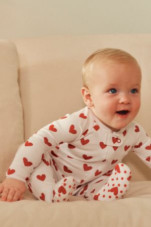 11 Baby Sleeper - Classic Red Heart Design for Infants