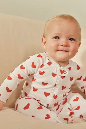 11 Baby Sleeper - Classic Red Heart Design for Infants